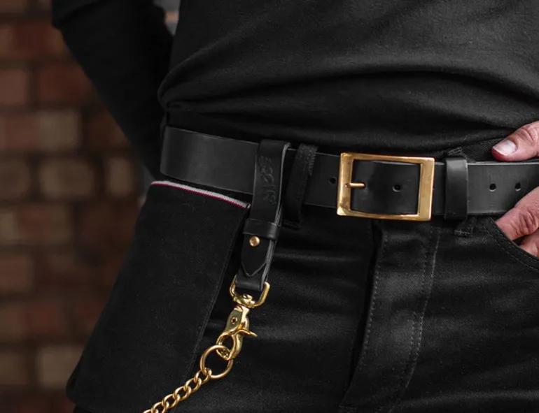 Men &SONS Leather Goods>Black Leather Belt
