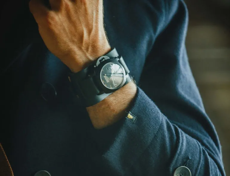 Men &SONS Leather Goods>Leather Watch / Wrist Cuff Black