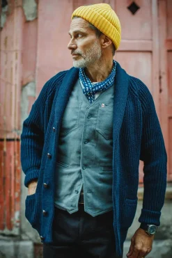 Men &SONS Jackets & Coats>Pioneer British Wool Cardigan Navy