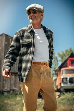 Men &SONS Bottoms & Shorts><noscript><img width=