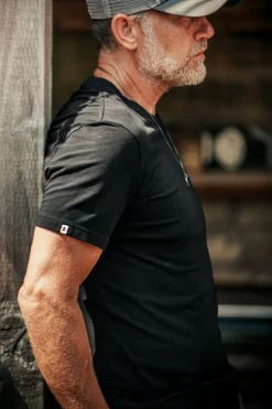 Men &SONS Tops>Essentials T-Shirt Black