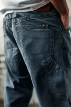 Men &SONS Bottoms & Shorts><noscript><img width=