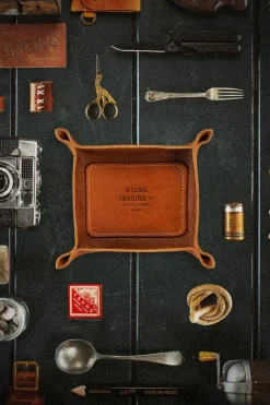 Men &SONS Leather Goods>Leather Tray Tan