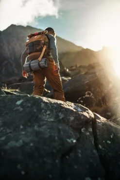 Men &SONS Leather Goods><noscript><img width=