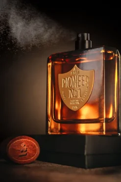 Men &SONS Essentials><noscript><img width=