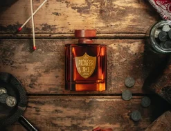 Men &SONS Essentials><noscript><img width=