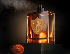 Men &SONS Essentials><noscript><img width=