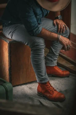 Men &SONS Leather Goods><noscript><img width=