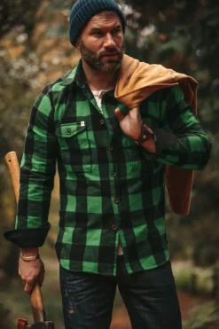 Men &SONS Jackets & Coats>Yukon Flannel Field Shirt Green