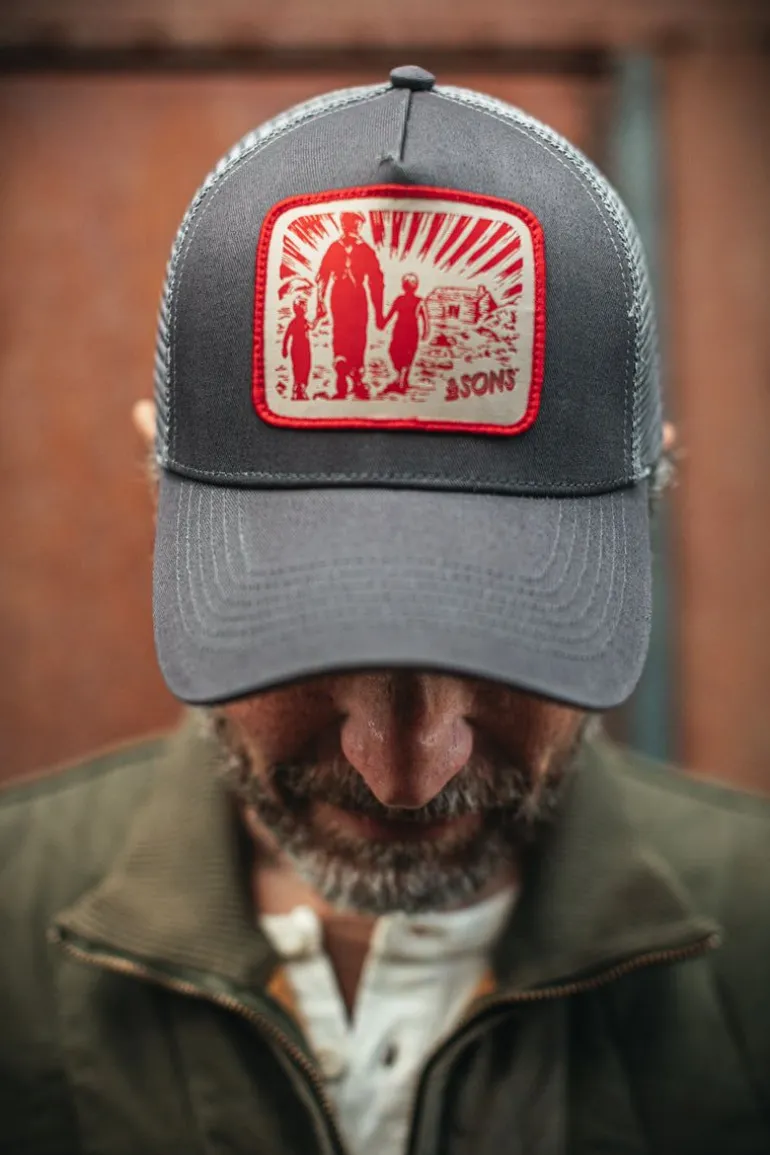 Men &SONS Headwear>Trucker Badge Cap Grey